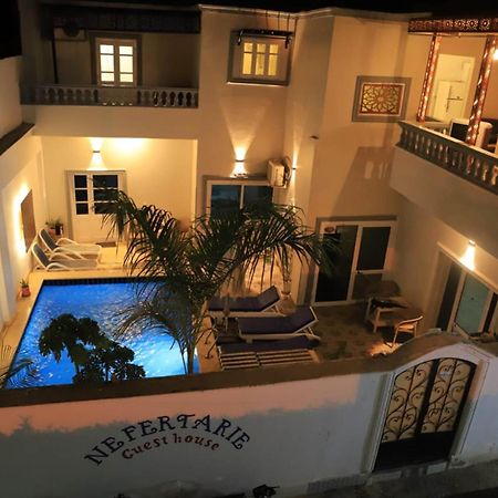 Nefertarie Guest House ลักซอร์ ภายนอก รูปภาพ