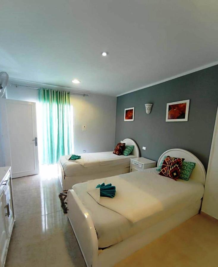 Nefertarie Guest House ลักซอร์ ภายนอก รูปภาพ
