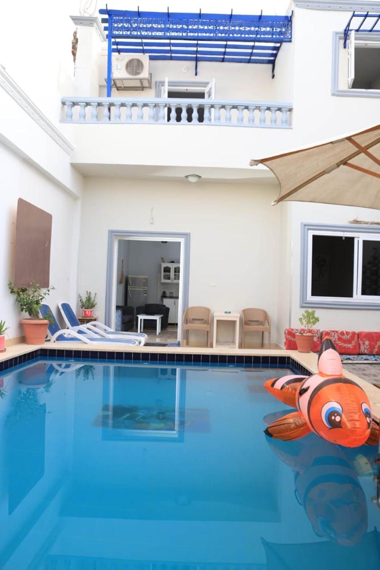 Nefertarie Guest House ลักซอร์ ภายนอก รูปภาพ